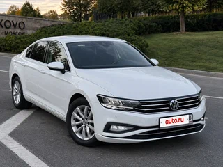 2019 Volkswagen Passat B8 Рестайлинг, белый, 2500000 рублей, вид 1