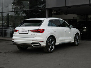 2020 Audi Q3 35 TFSI II (F3), белый, 3150000 рублей, вид 4