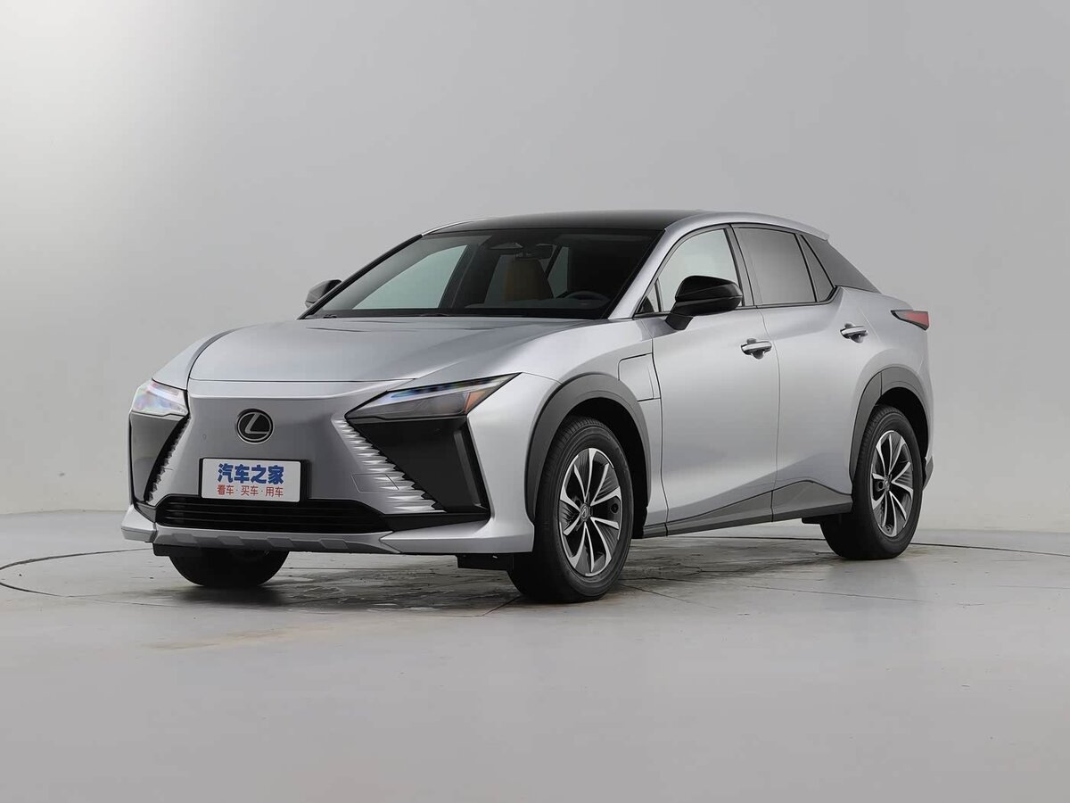 Открыть фотографии: Lexus RZ