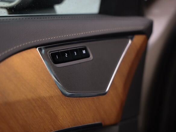 2021 Volvo XC90 II Рестайлинг 1, серый - вид 22