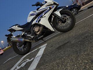 2017 Honda CBR 400R, белый, 570000 рублей, вид 1