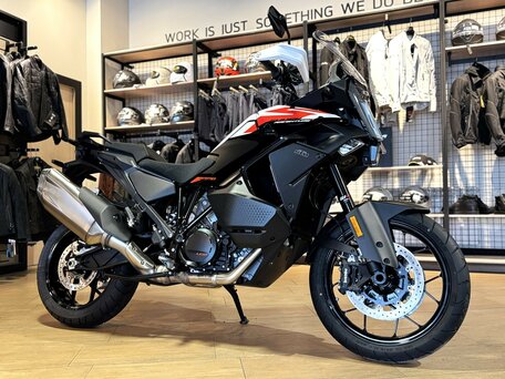 2026 KTM 1390 Super Adventure S Evo, чёрный, 2390000 рублей, вид 1