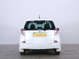 2015 Toyota Ractis II, белый, 999000 рублей, вид 5