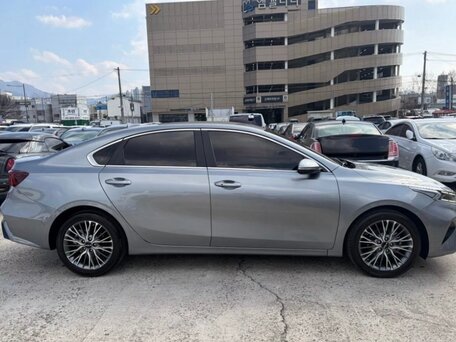 2023 Kia K3 II (China Market) Рестайлинг, серый, 1550070 рублей, вид 3