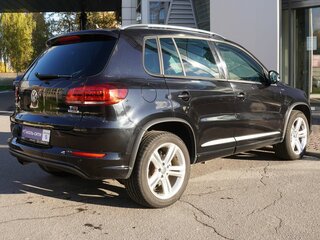 2016 Volkswagen Tiguan I Рестайлинг, чёрный, 1590000 рублей, вид 4