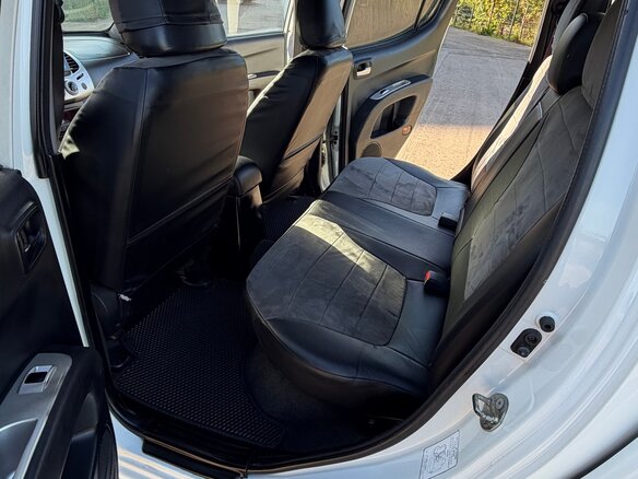 2014 Mitsubishi L200 IV Рестайлинг, белый, 1800000 рублей - вид 9