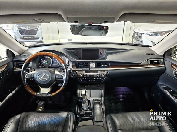 2015 Lexus ES 300h VI Рестайлинг, серый, 2749000 рублей - вид 12
