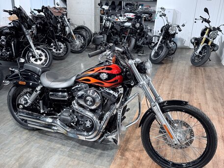 2012 Harley-Davidson Dyna Wide Glide, чёрный, 1100000 рублей, вид 2