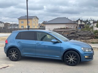 2014 Volkswagen Golf VII, голубой, 1230000 рублей, вид 4