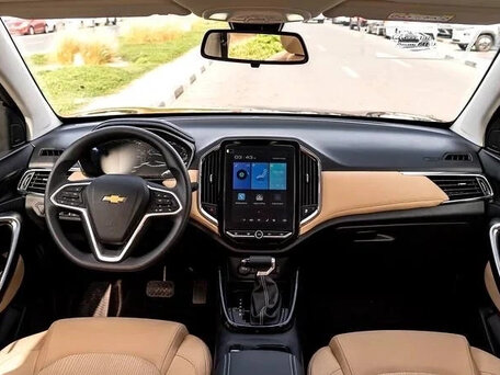 2023 Chevrolet Captiva II, серебристый, 2220000 рублей, вид 4