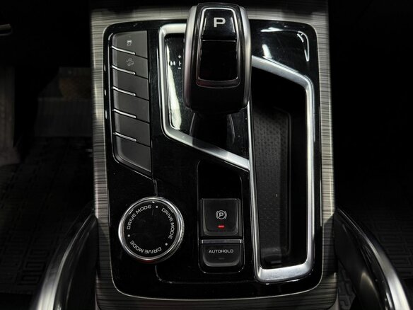 2023 Geely Atlas Pro, серый, 1599900 рублей - вид 13