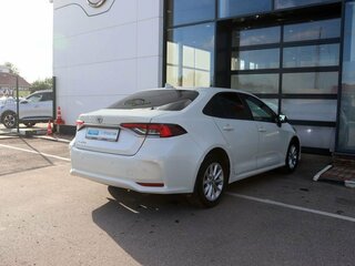 2019 Toyota Corolla XII (E210), белый, 1899000 рублей, вид 5