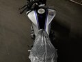 2023 Yamaha MT-09 (FZ-09), серебристый, 1380000 рублей - вид 6