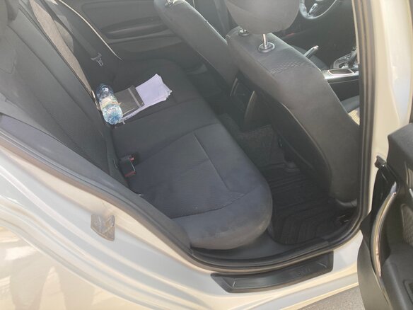 2012 BMW 1 серии 116i II (F20/F21), белый, 1100000 рублей - вид 15