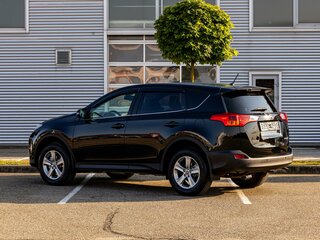 2018 Toyota RAV4 IV (XA40) Рестайлинг, чёрный, 1895000 рублей, вид 4