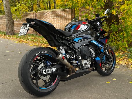 2022 BMW M 1000 R, чёрный, 1890000 рублей, вид 5