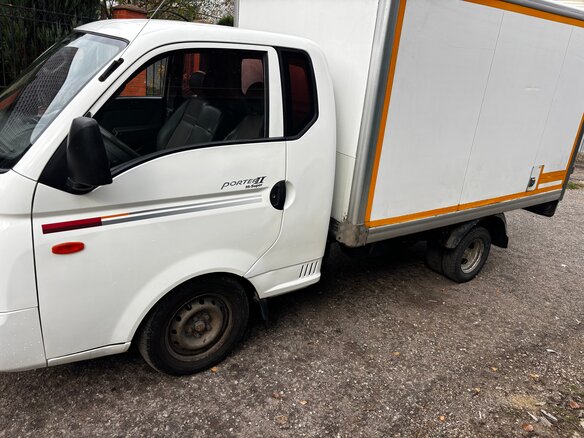 2010 Hyundai Porter II, белый, 730000 рублей - вид 1