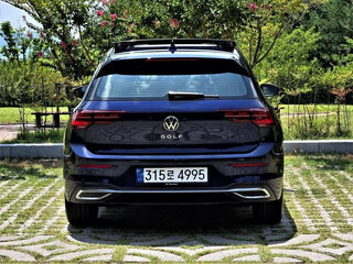 2024 Volkswagen Golf VIII, синий, 2600000 рублей, вид 3
