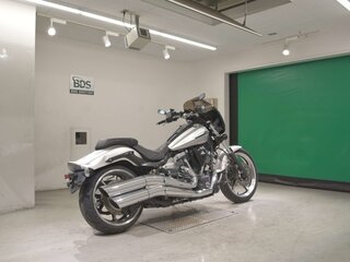 2017 Yamaha XV 1900, серебристый, 890000 рублей, вид 5