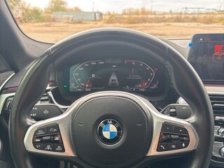 2021 BMW 5 серии 520i VII (G30/G31/G38) Рестайлинг, чёрный, 4450000 рублей, вид 4