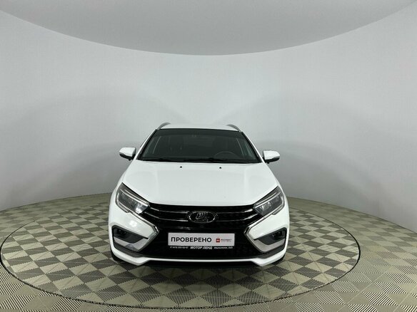 2024 Lada (ВАЗ) Vesta SW I Рестайлинг (NG), белый, 1295000 рублей - вид 1