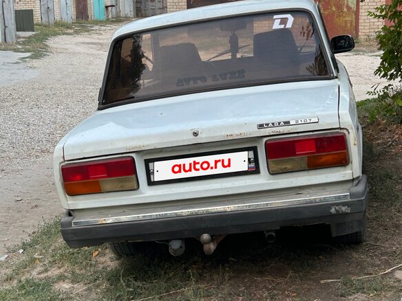 2002 Lada (ВАЗ) 2107, белый, 65000 рублей - вид 3