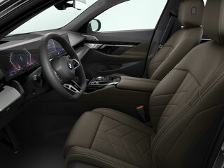 2026 BMW 5 серии 530i VIII (G60/G61/G68), чёрный, 9490000 рублей, вид 3