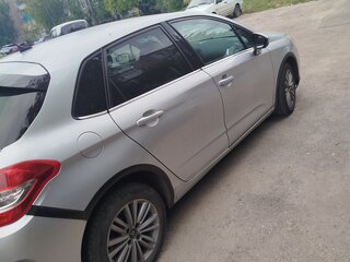 2012 Citroen C4 II, серебристый, 400000 рублей, вид 4