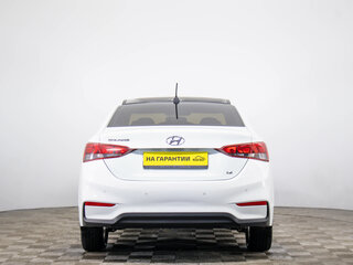 2017 Hyundai Solaris II, белый, 999000 рублей, вид 5