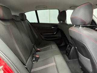 2015 BMW 1 серии 120i II (F20/F21) Рестайлинг, красный, 1340000 рублей, вид 4