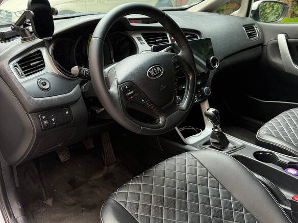 2014 Kia Ceed II, белый, 915000 рублей - вид 4