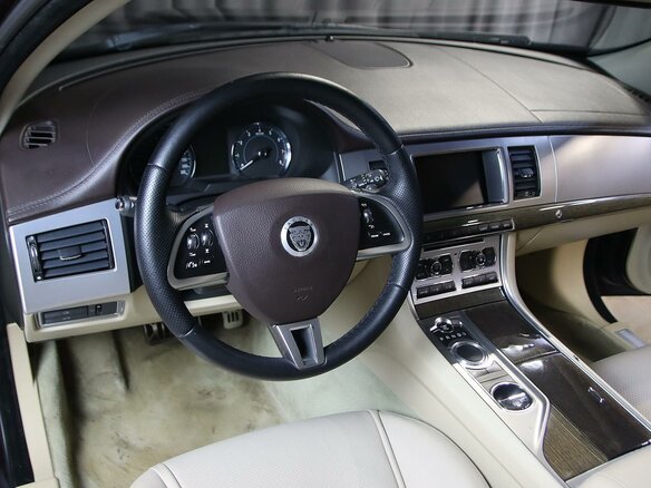 2013 Jaguar XF I Рестайлинг, коричневый, 1399000 рублей - вид 7