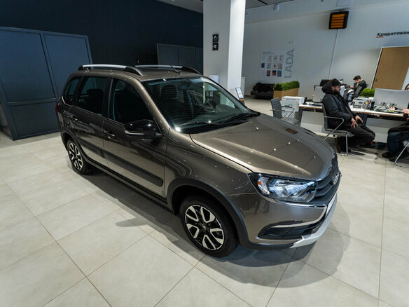 2026 Lada (ВАЗ) Granta Cross I Рестайлинг, коричневый - вид 31