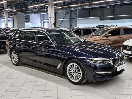 2019 BMW 5 серии 520d xDrive VII (G30/G31/G38), синий, 3599000 рублей, вид 2