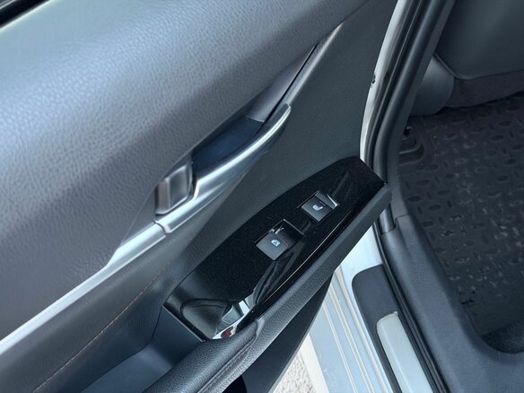 2018 Toyota Camry VIII (XV70), серебристый, 2499000 рублей - вид 28