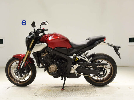 2021 Honda CB 650R, красный, 780000 рублей, вид 2