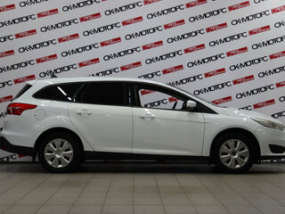 2017 Ford Focus III Рестайлинг, белый, 885850 рублей, вид 3