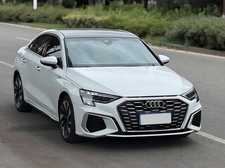 2023 Audi A3 35 TFSI Long IV (8Y), белый, 1970000 рублей, вид 3