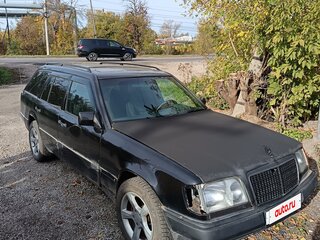 1994 Mercedes-Benz E-Класс 200 I (W124), чёрный, 160000 рублей, вид 1
