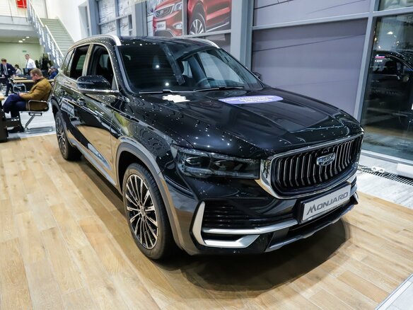 2026 Geely Monjaro I Рестайлинг, чёрный, 5190000 рублей - вид 3