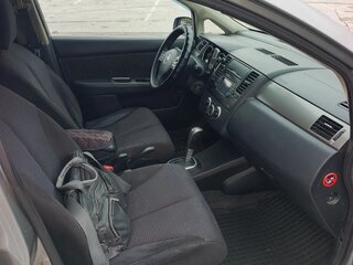 2010 Nissan Tiida I Рестайлинг, серый, 715000 рублей, вид 5