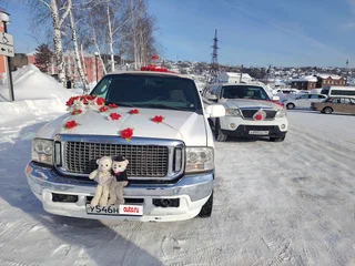 2003 Ford Excursion, белый, 550000 рублей, вид 2