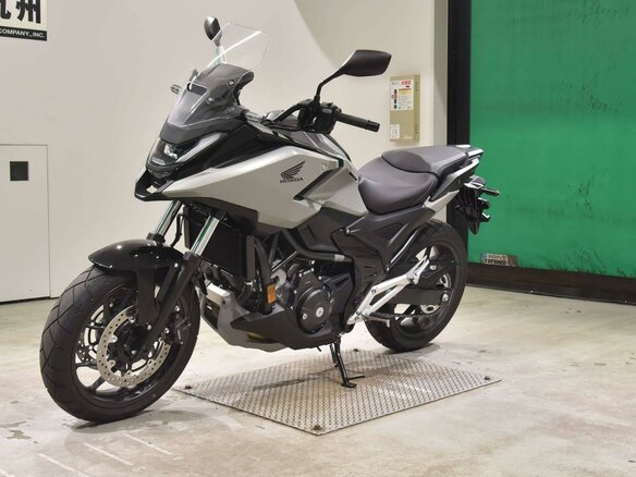 2026 Honda NC 750X, серый, 1577000 рублей - вид 3