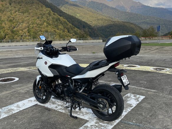 2022 Honda NT1100, белый, 1250000 рублей - вид 2