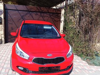 2014 Kia Ceed II, красный, 960000 рублей, вид 2