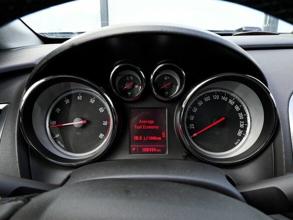 2011 Opel Astra J, белый - вид 10