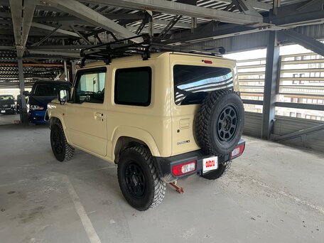2019 Suzuki Jimny Kei car IV, бежевый, 1600000 рублей, вид 4