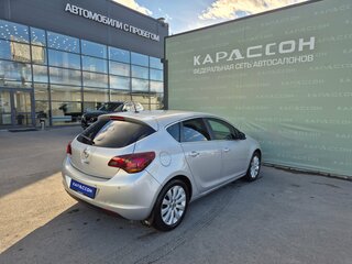 2011 Opel Astra J, серебристый, 740000 рублей, вид 2