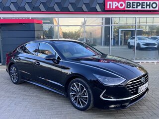 2020 Hyundai Sonata VIII (DN8), чёрный, 2599900 рублей, вид 2