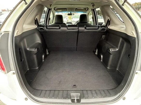 2014 Honda Fit Shuttle I Рестайлинг, белый, 712000 рублей - вид 18